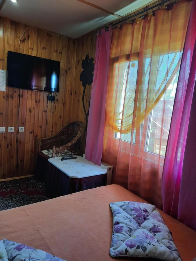 Kitech Guest House Odesa Exterior foto
