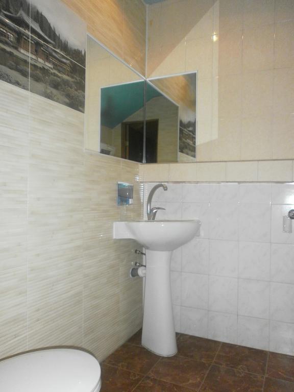 Kitech Guest House Odesa Habitación foto